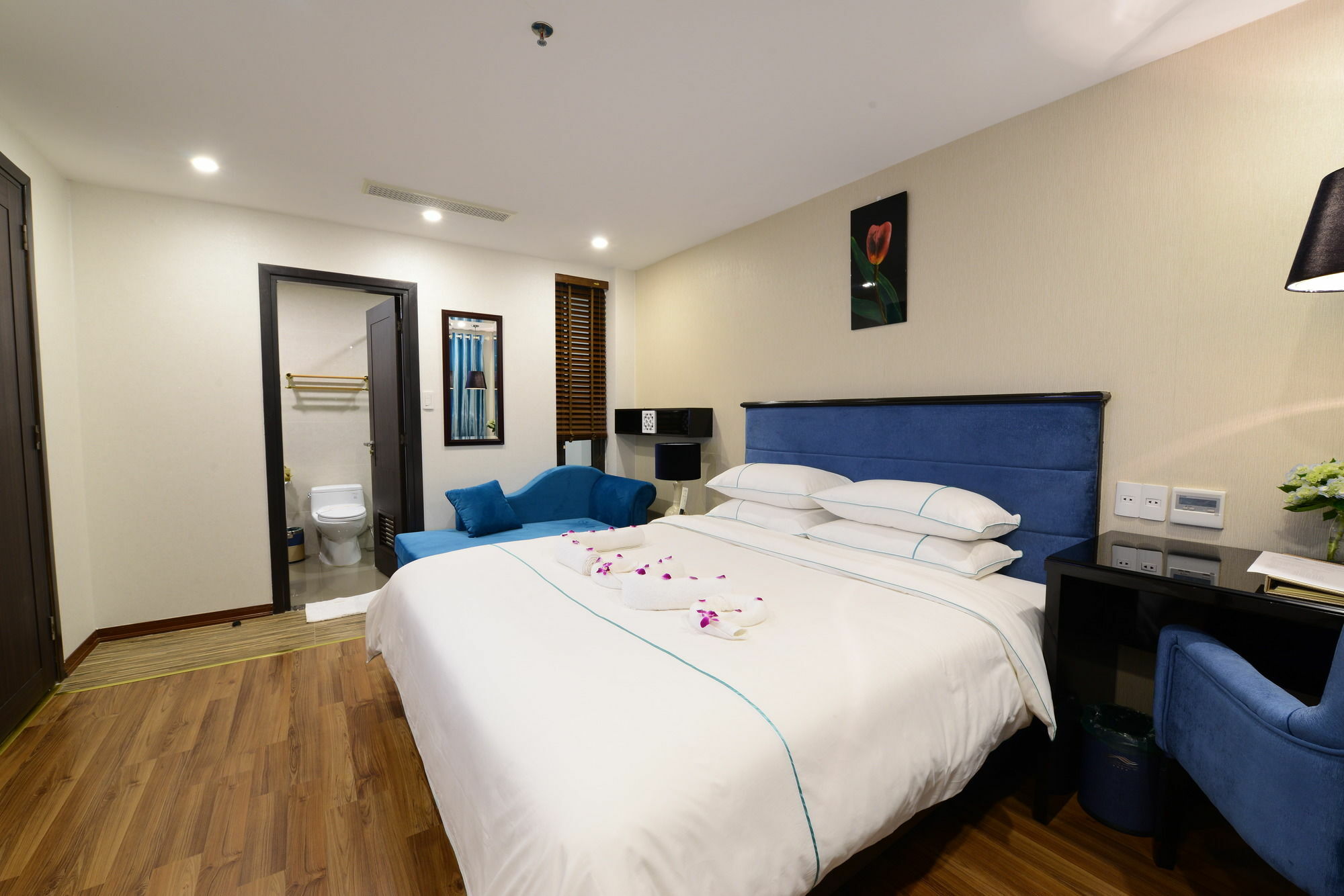 Hanoi Emerald Waters Hotel & Spa Exteriör bild