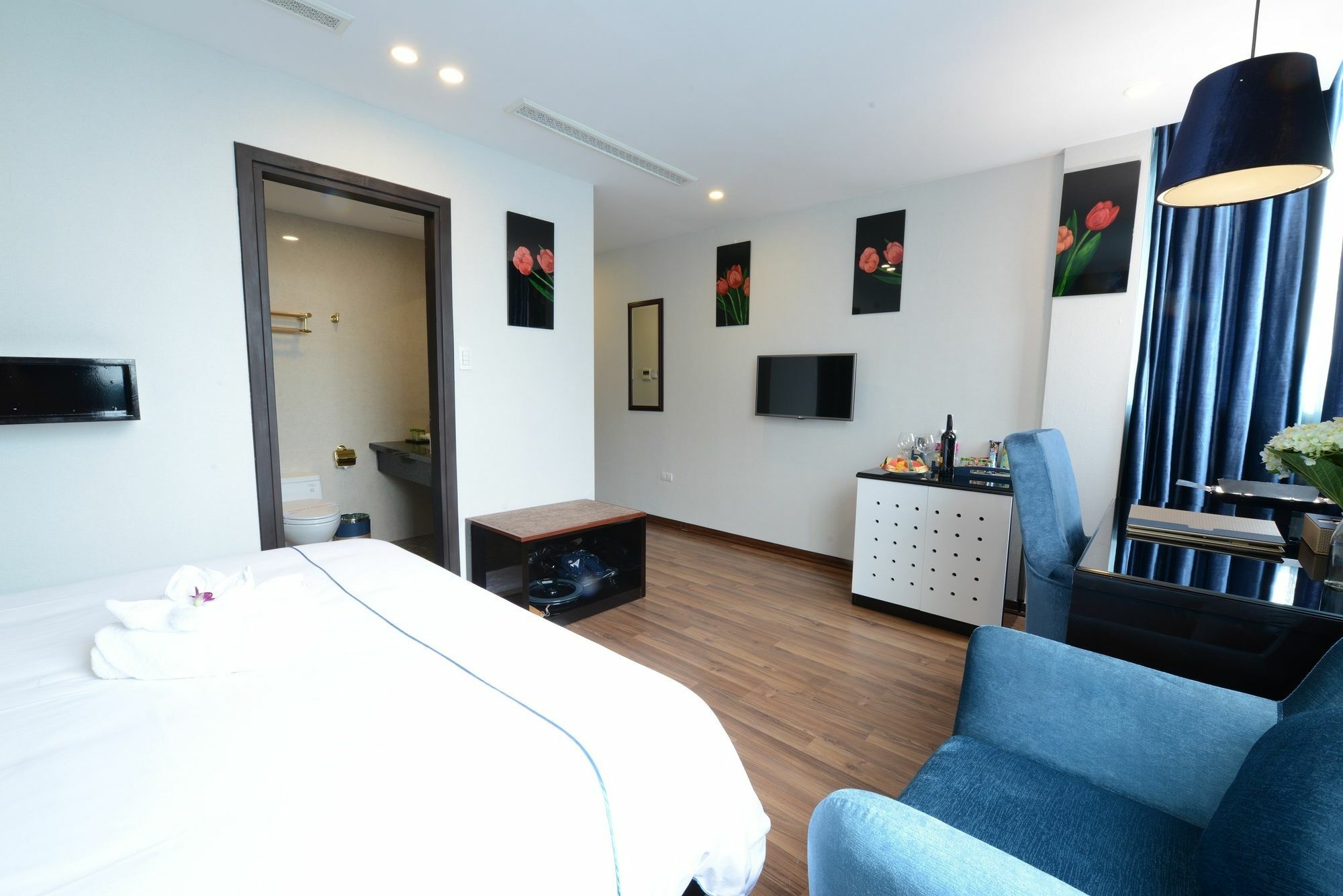 Hanoi Emerald Waters Hotel & Spa Exteriör bild